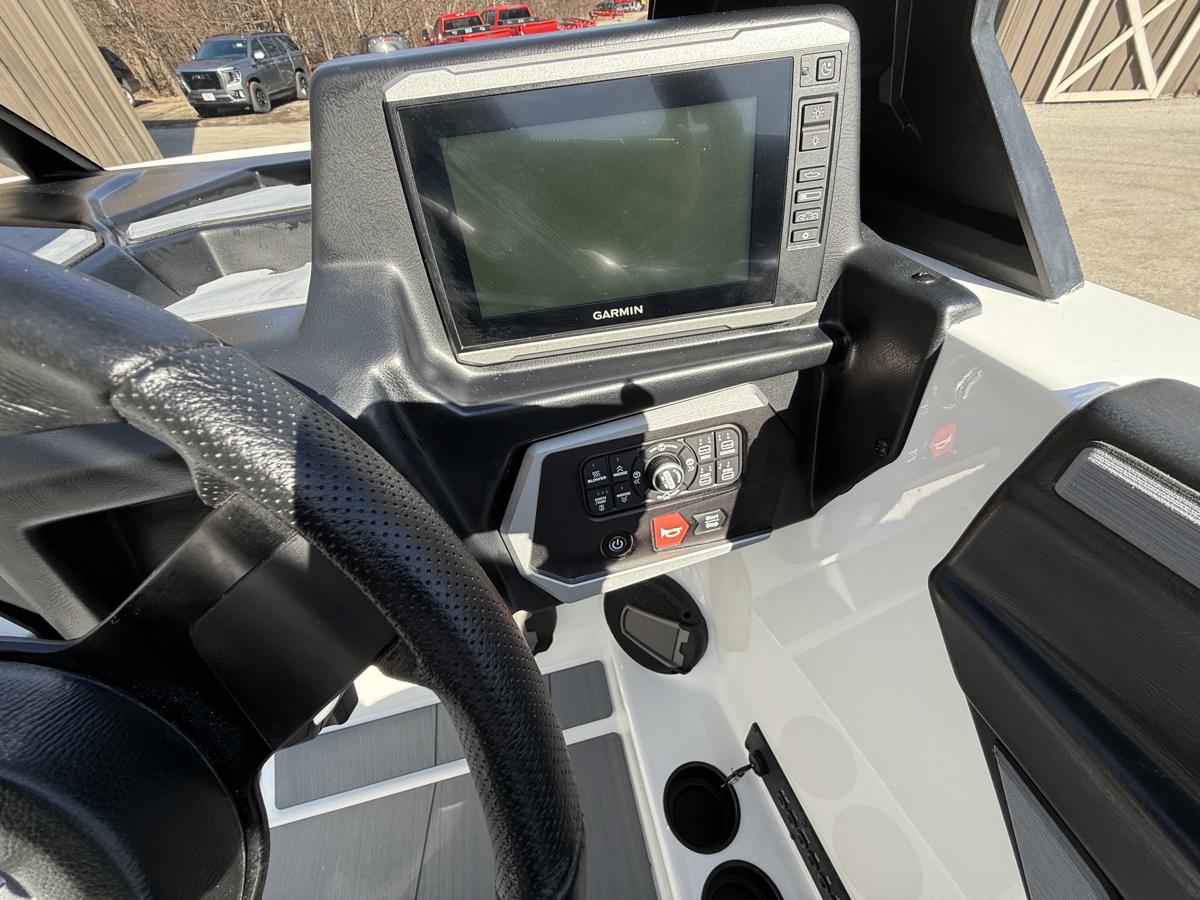 2025 Axis T235