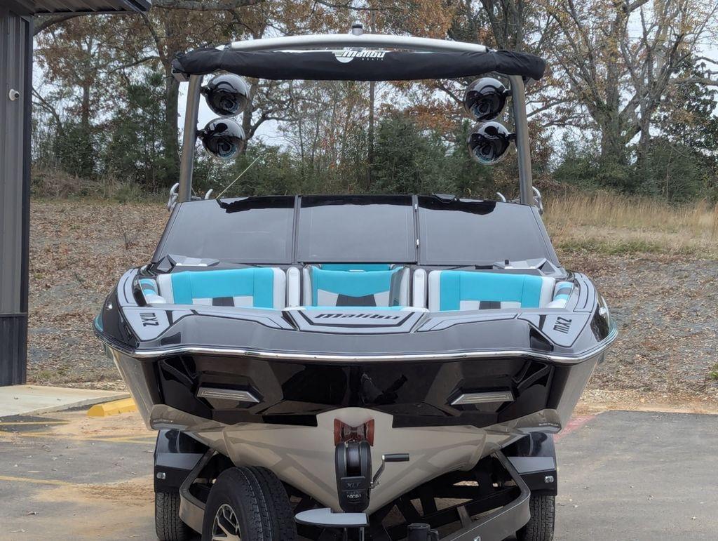 2022 Malibu 23 MXZ