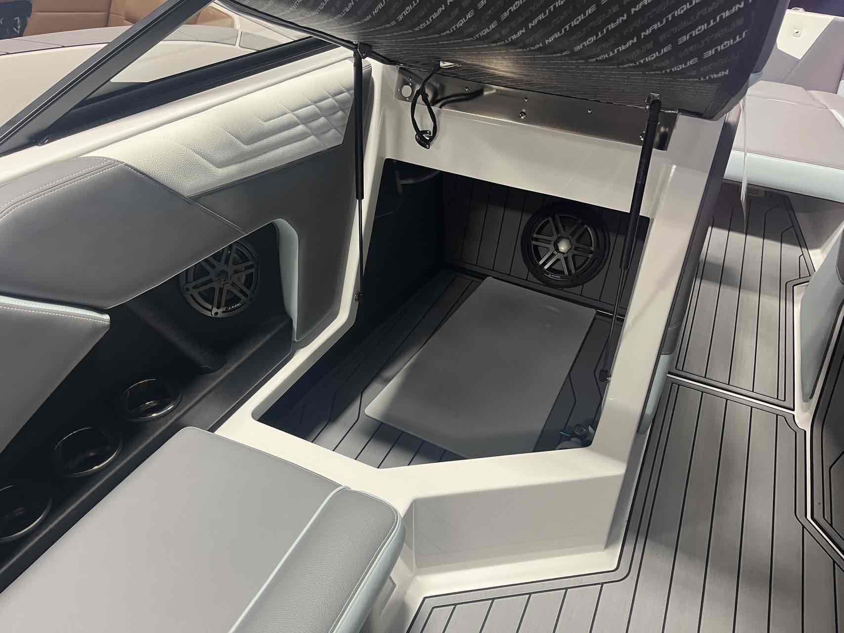 2024 Nautique S25