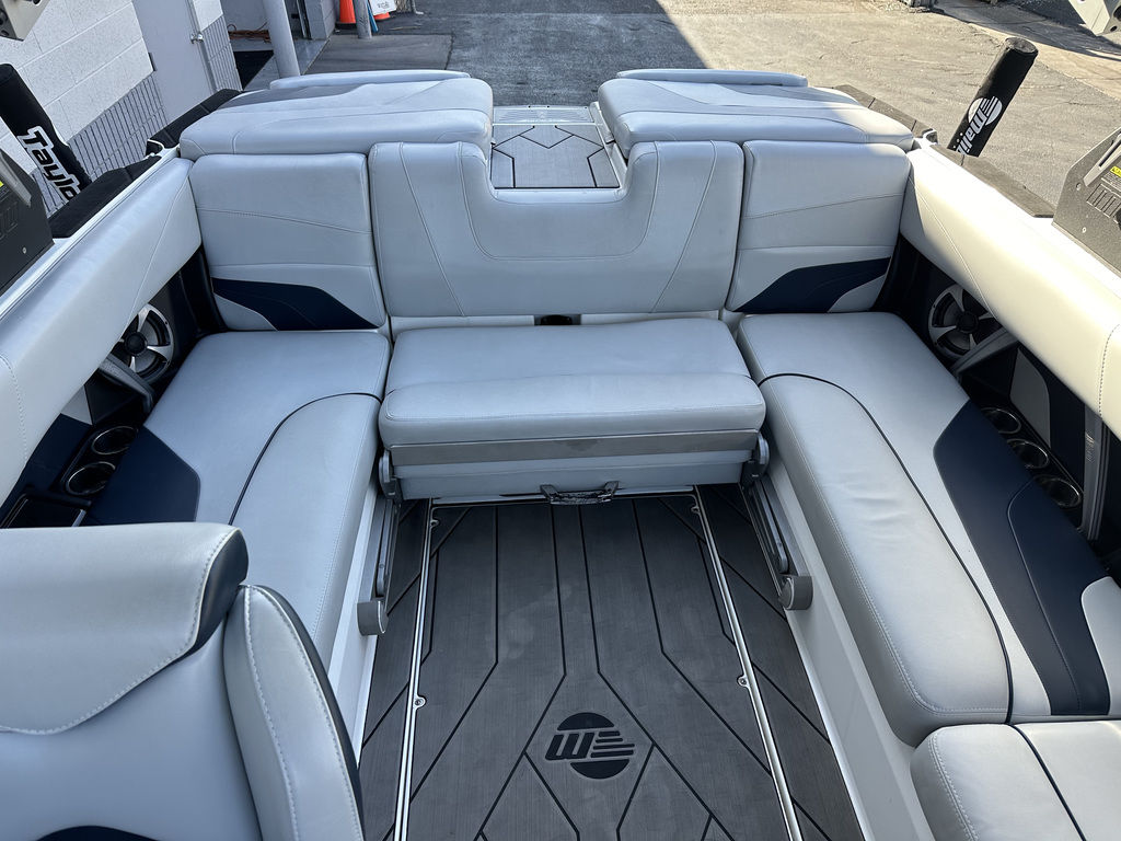 2020 Malibu Boats 22 MXZ