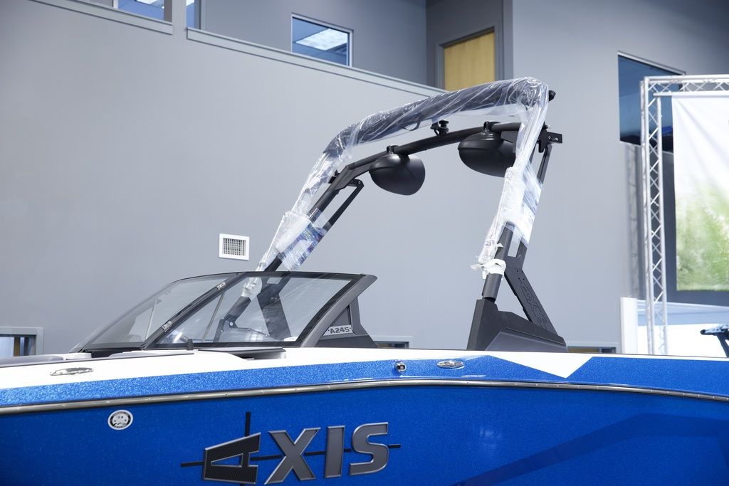 2025 Axis Wake Research A245