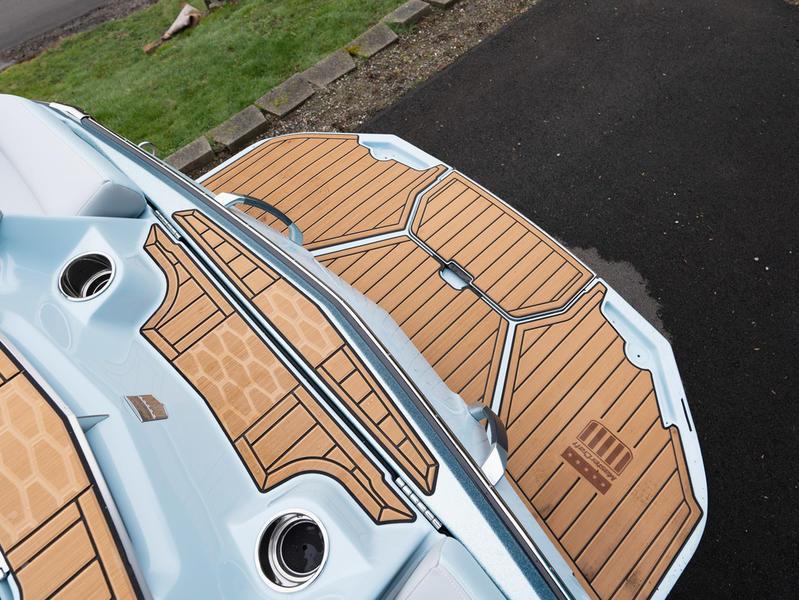 2025 MasterCraft X24