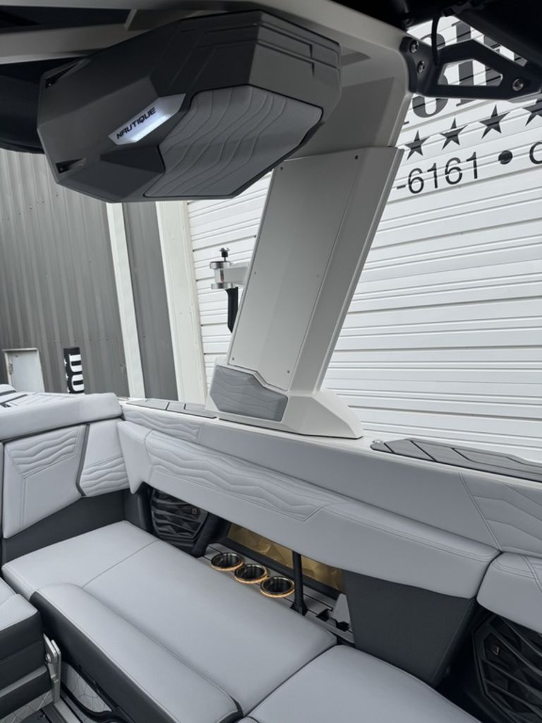 2025 Nautique Super Air Nautique G23