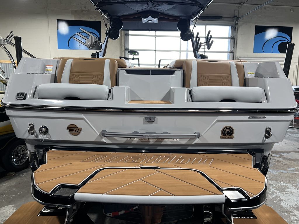 2025 Malibu Boats 26 LSV