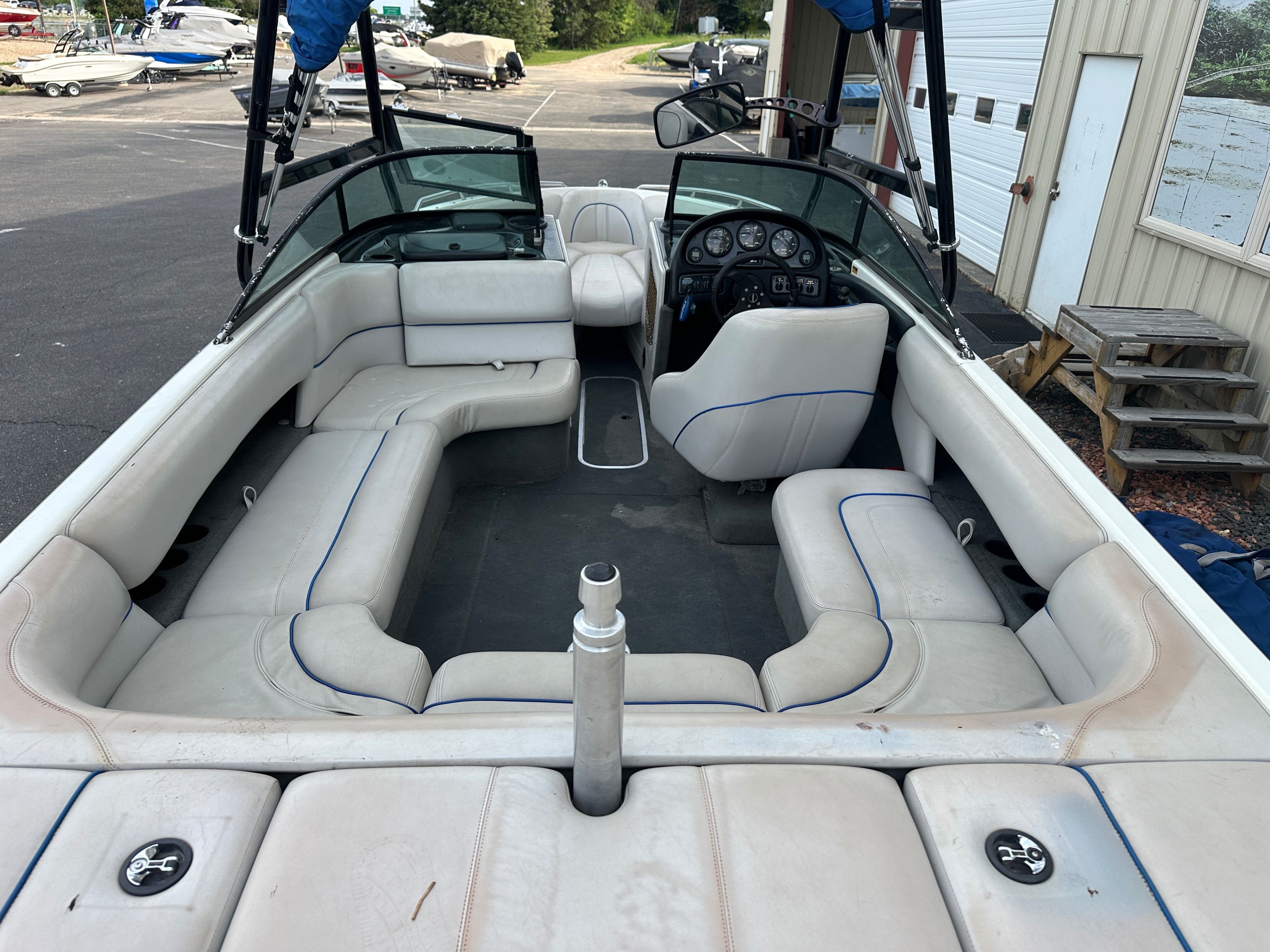 2000 Malibu Escape
