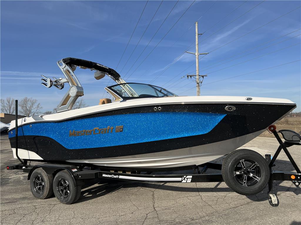 2024 Mastercraft XT-22 | 209109