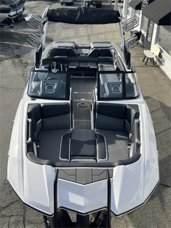 2022 Supra SE550