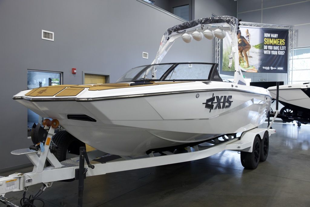 2025 Axis Wake Research A225