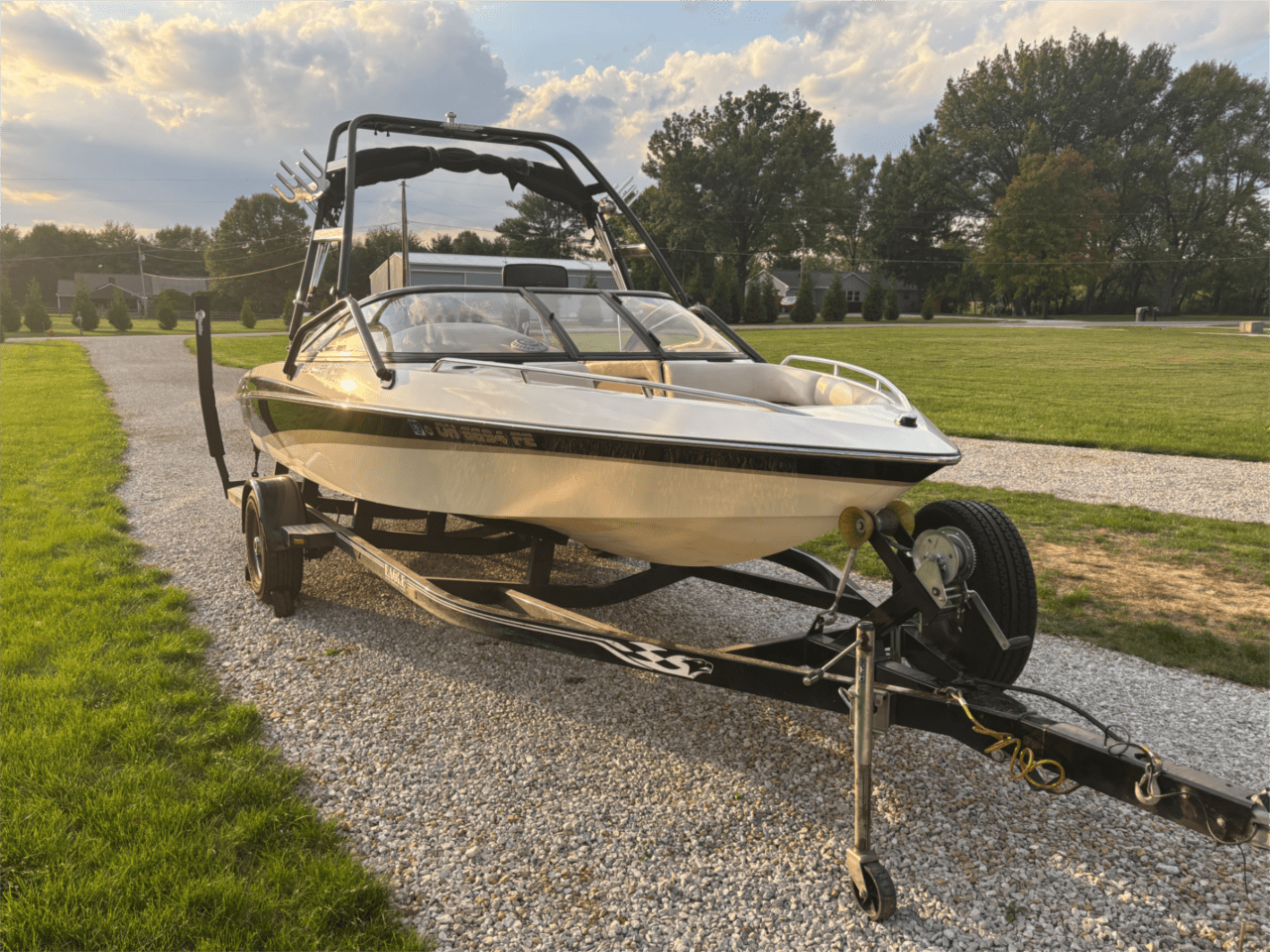 2003 Malibu Response lxi with Eagle Trailer 