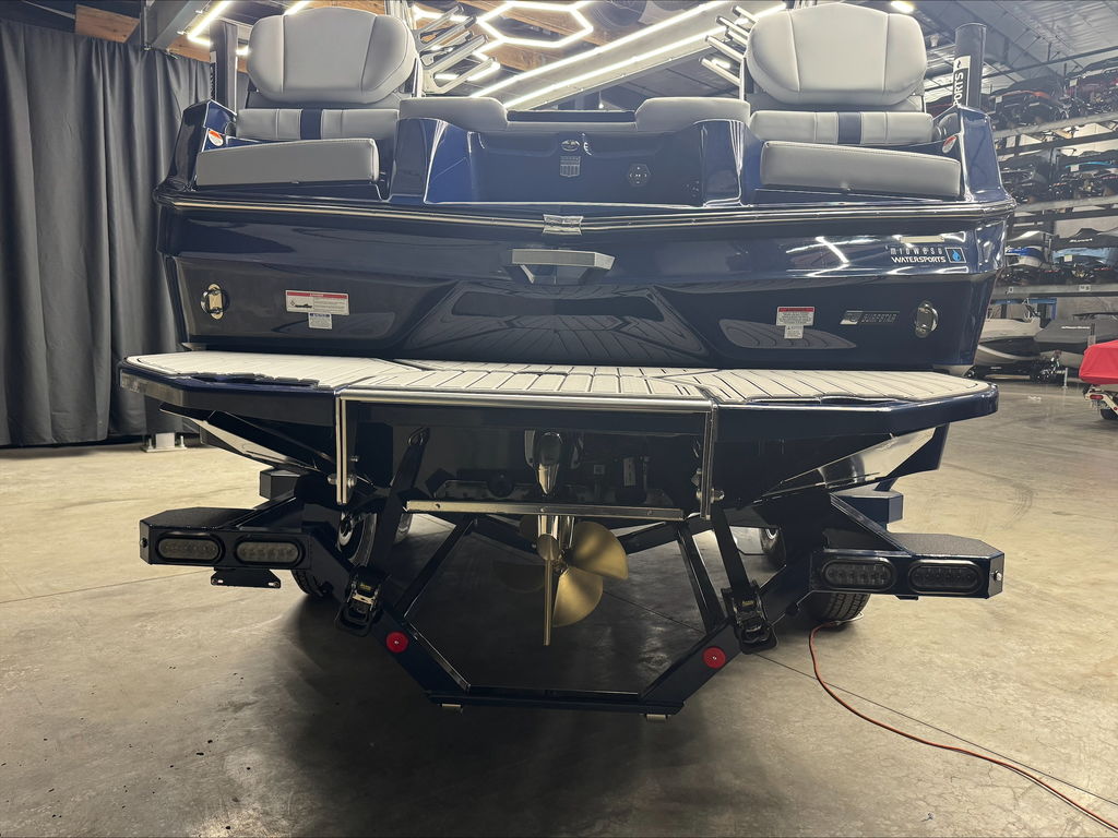 2025 MasterCraft XT22