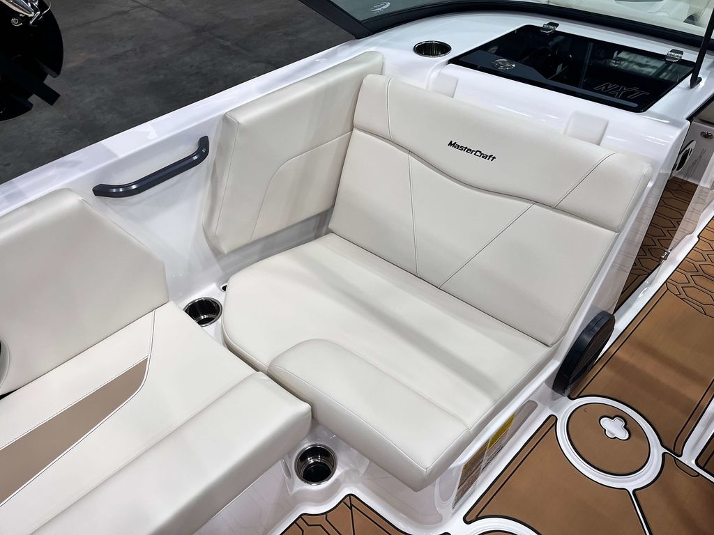 2025 MasterCraft NXT20