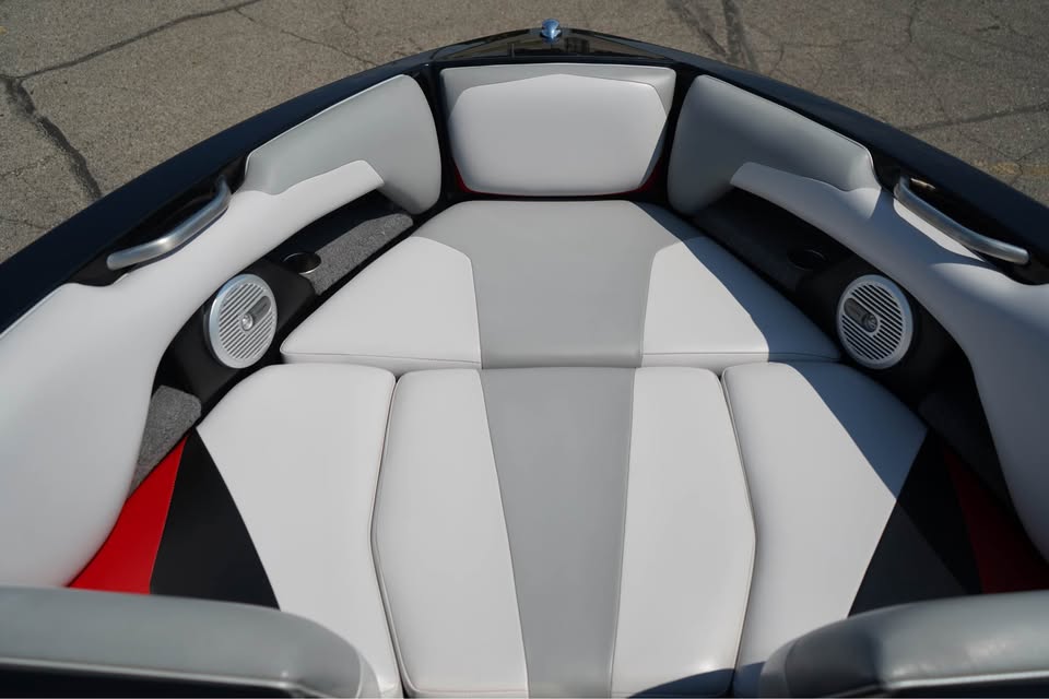 2014 Axis T22 w/Low Hours