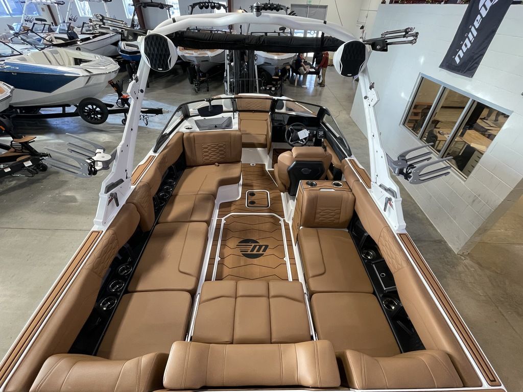 2025 Malibu Boats 24 MXZ