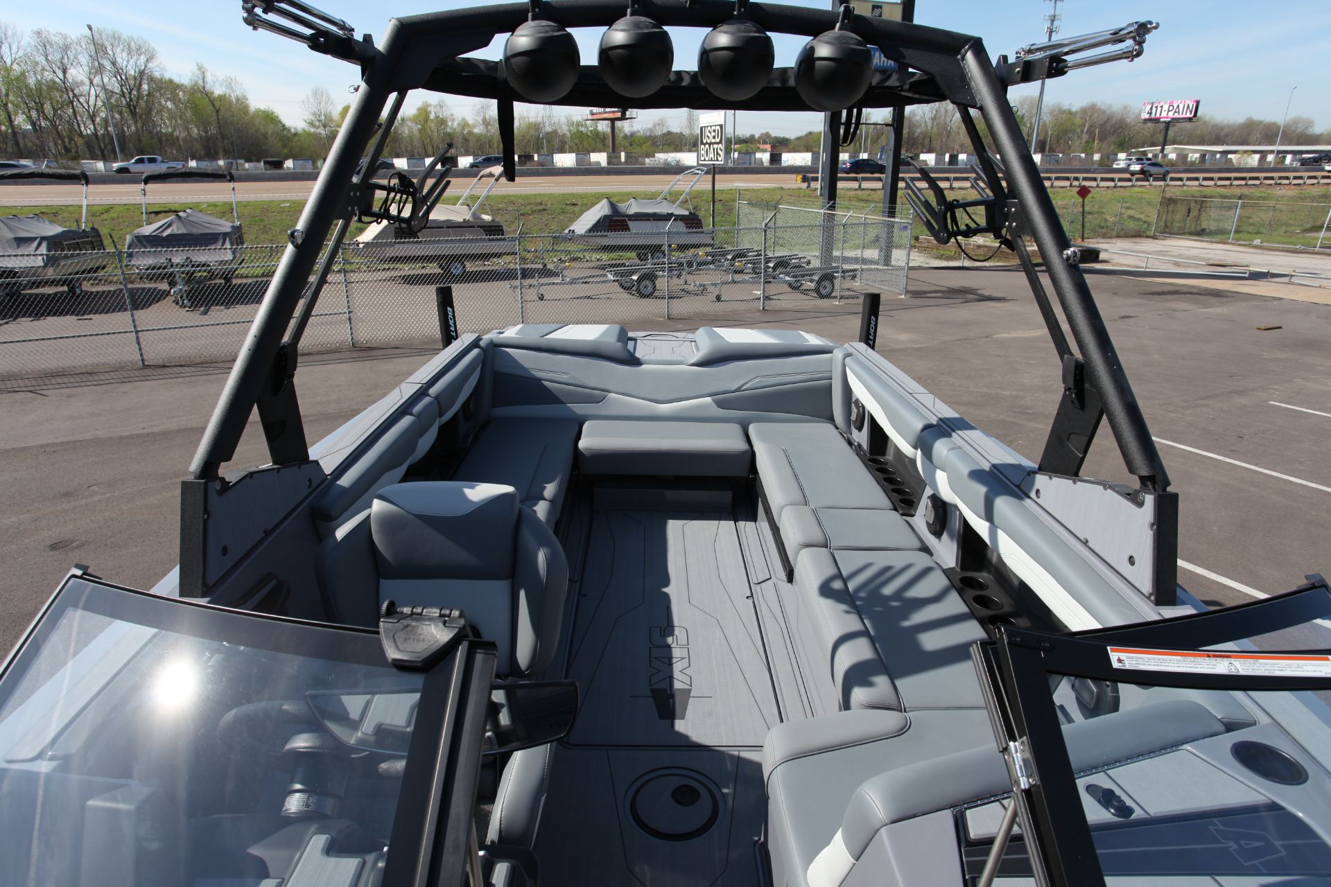  Axis T250