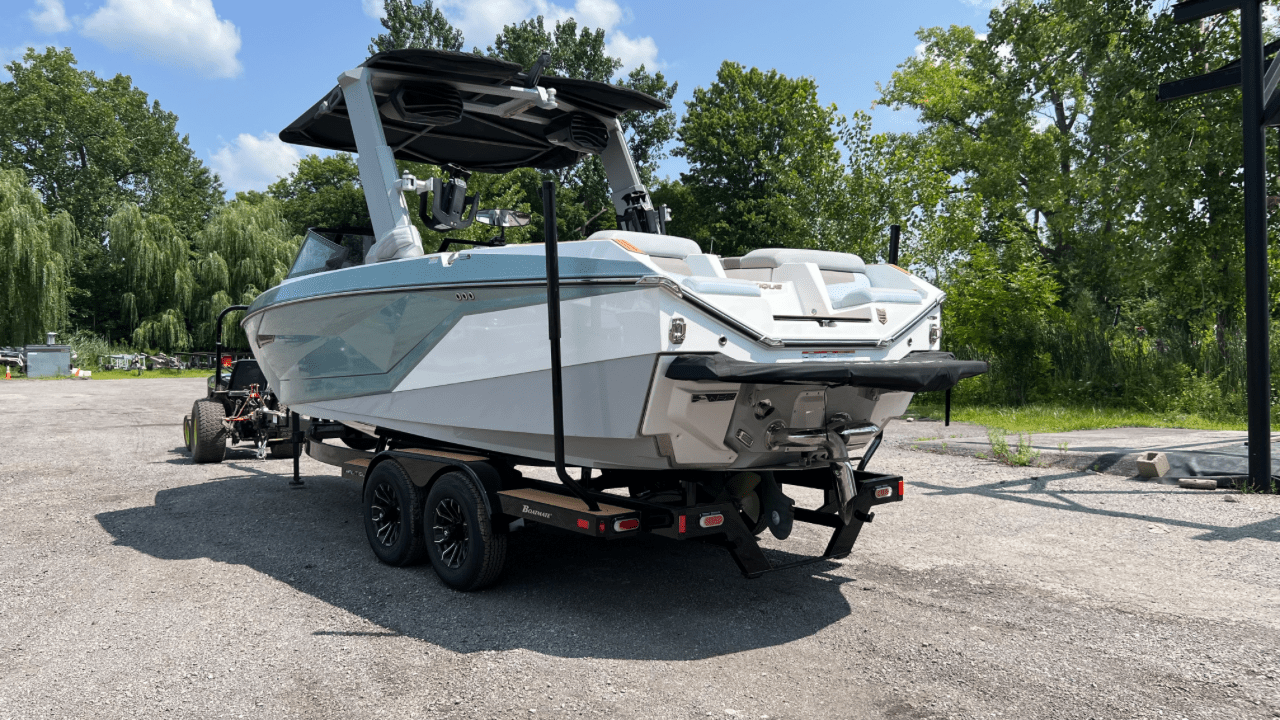 2022 Nautique G23