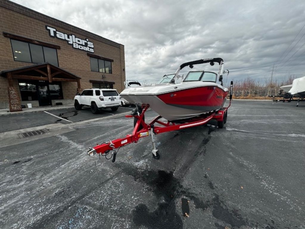 2021 MasterCraft NXT22
