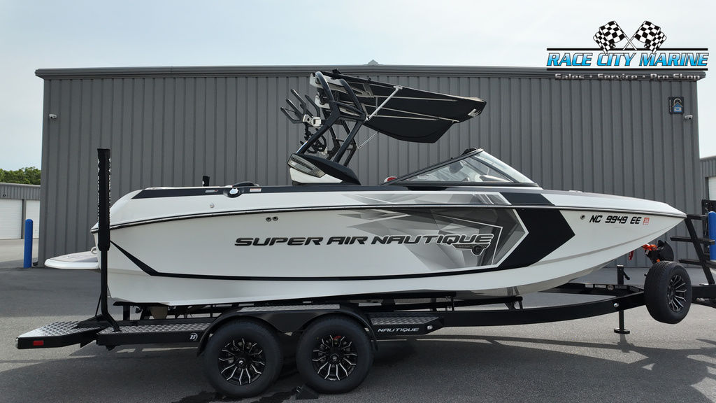 2016 Nautique G21