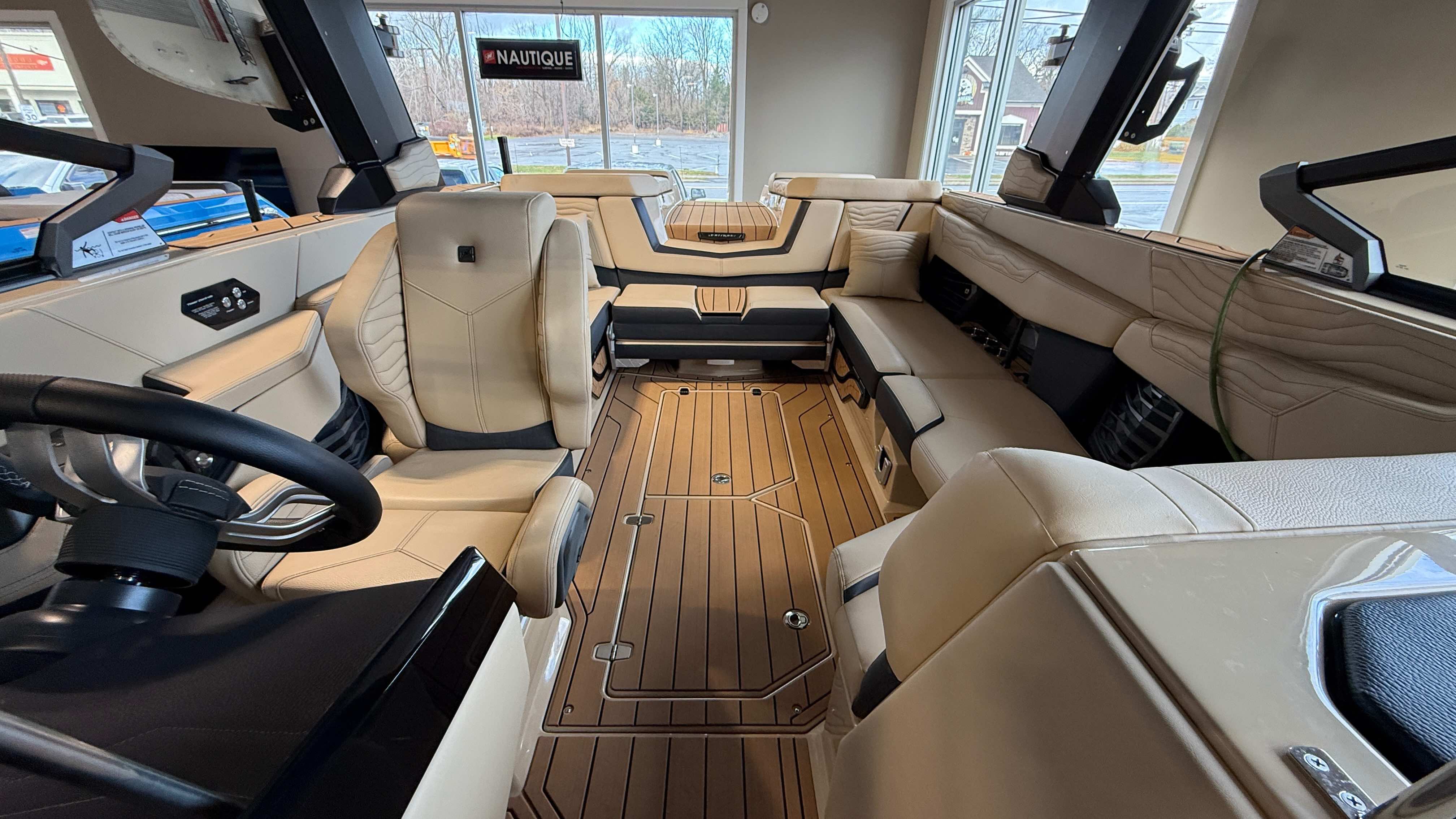 2025 Nautique G23