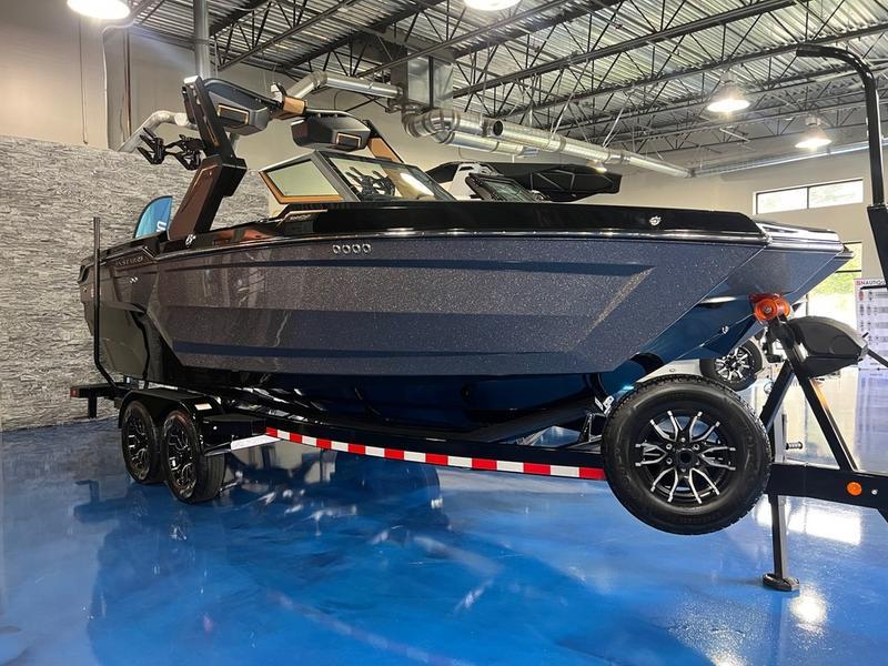 2024 MasterCraft XStar 23