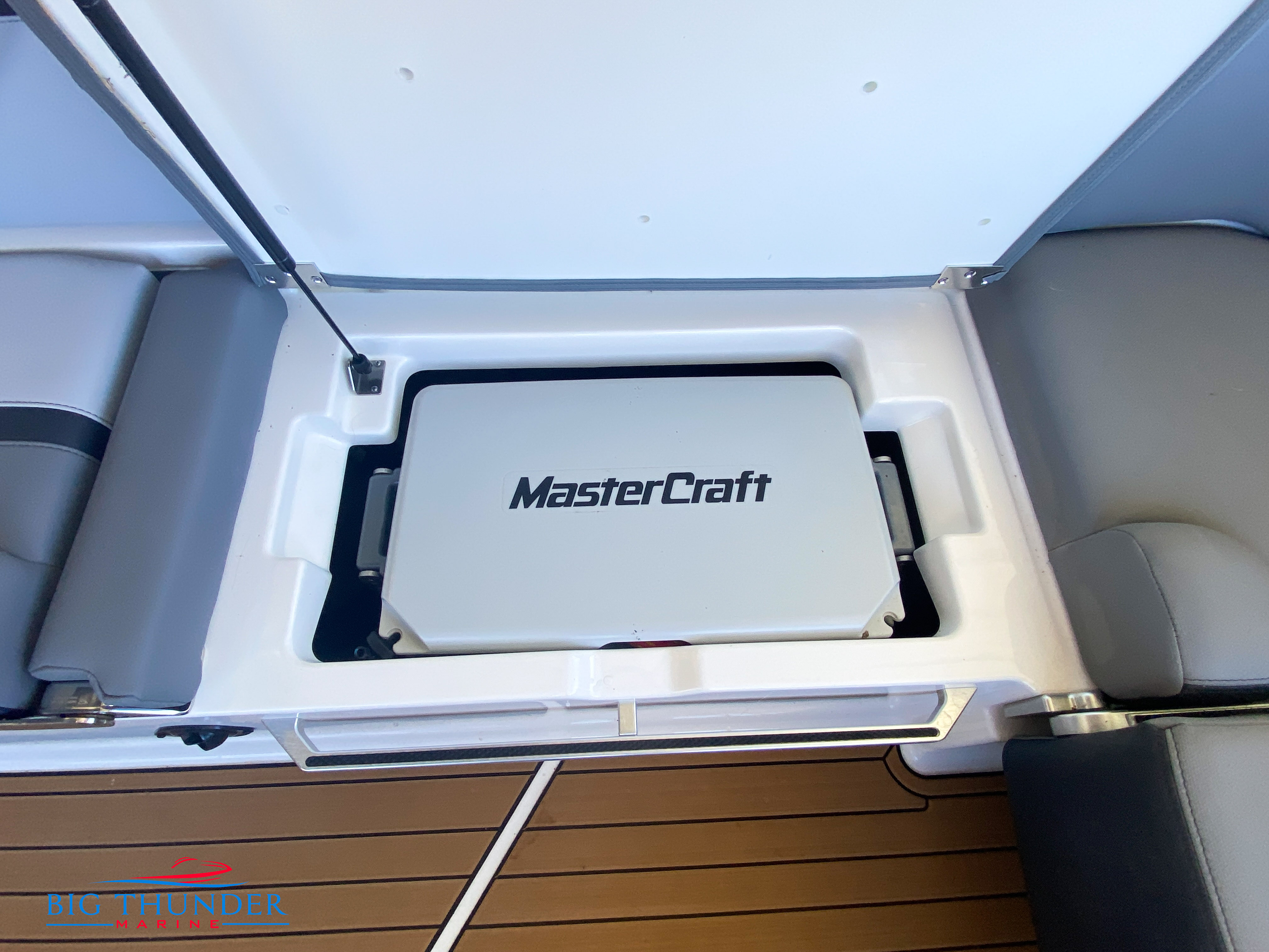 2022 Mastercraft X24