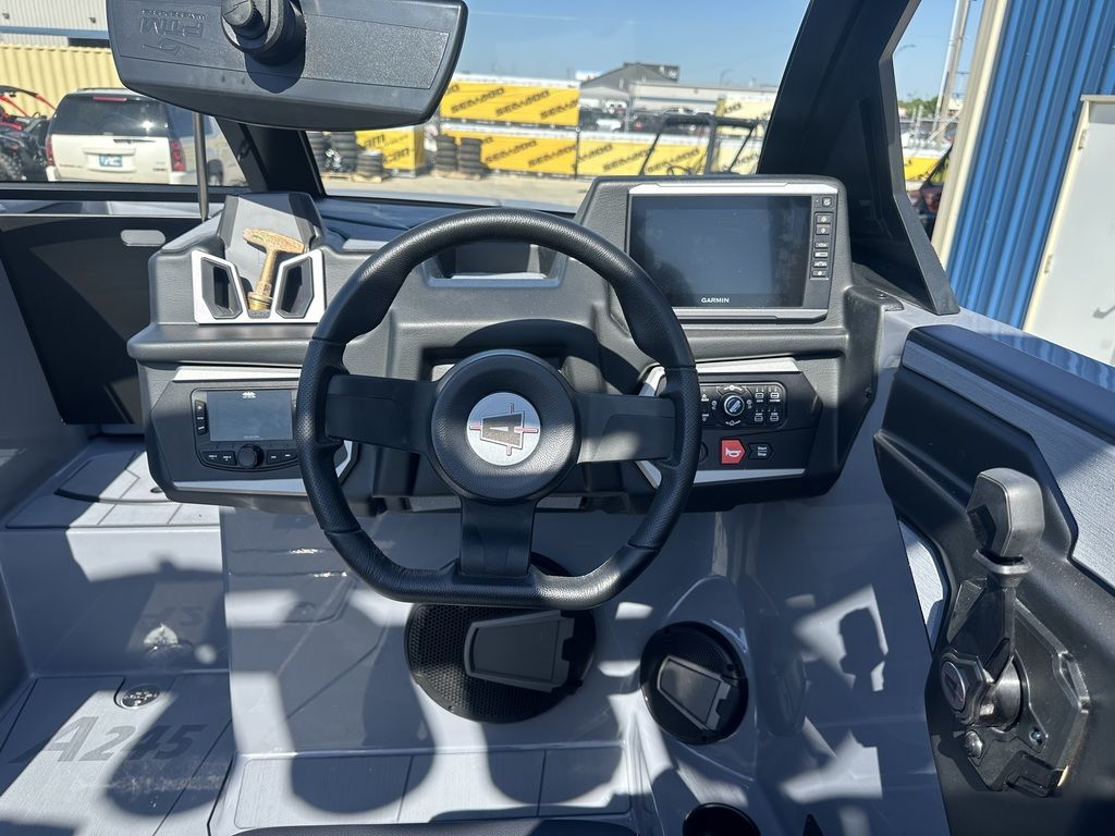 2025 Axis Wake Research A245