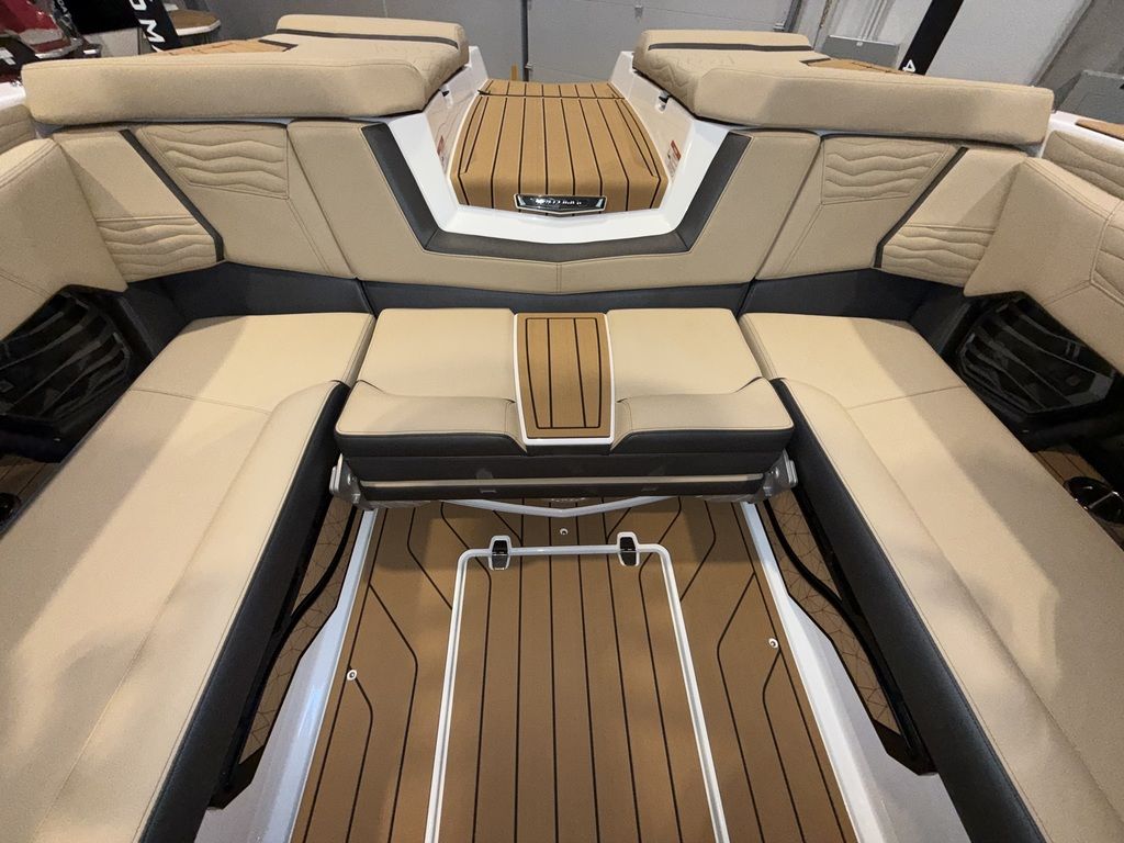 2025 Nautique Super Air Nautique G25