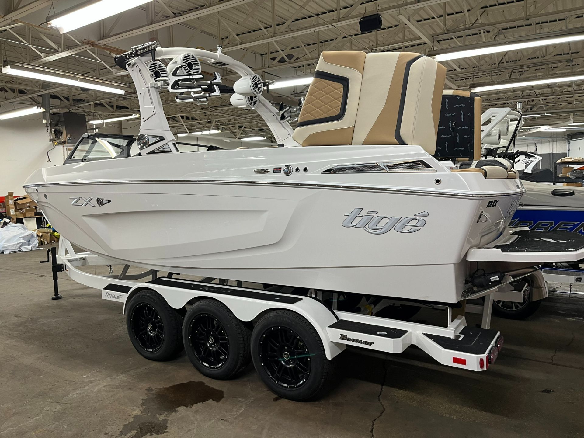 2022 Tige 23ZX. MINT Condition. USA DELIVERY AVAILABLE!