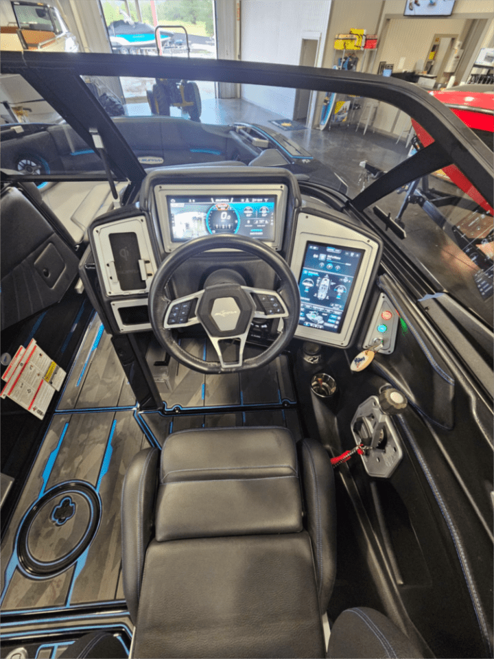 2022 Supra SA
