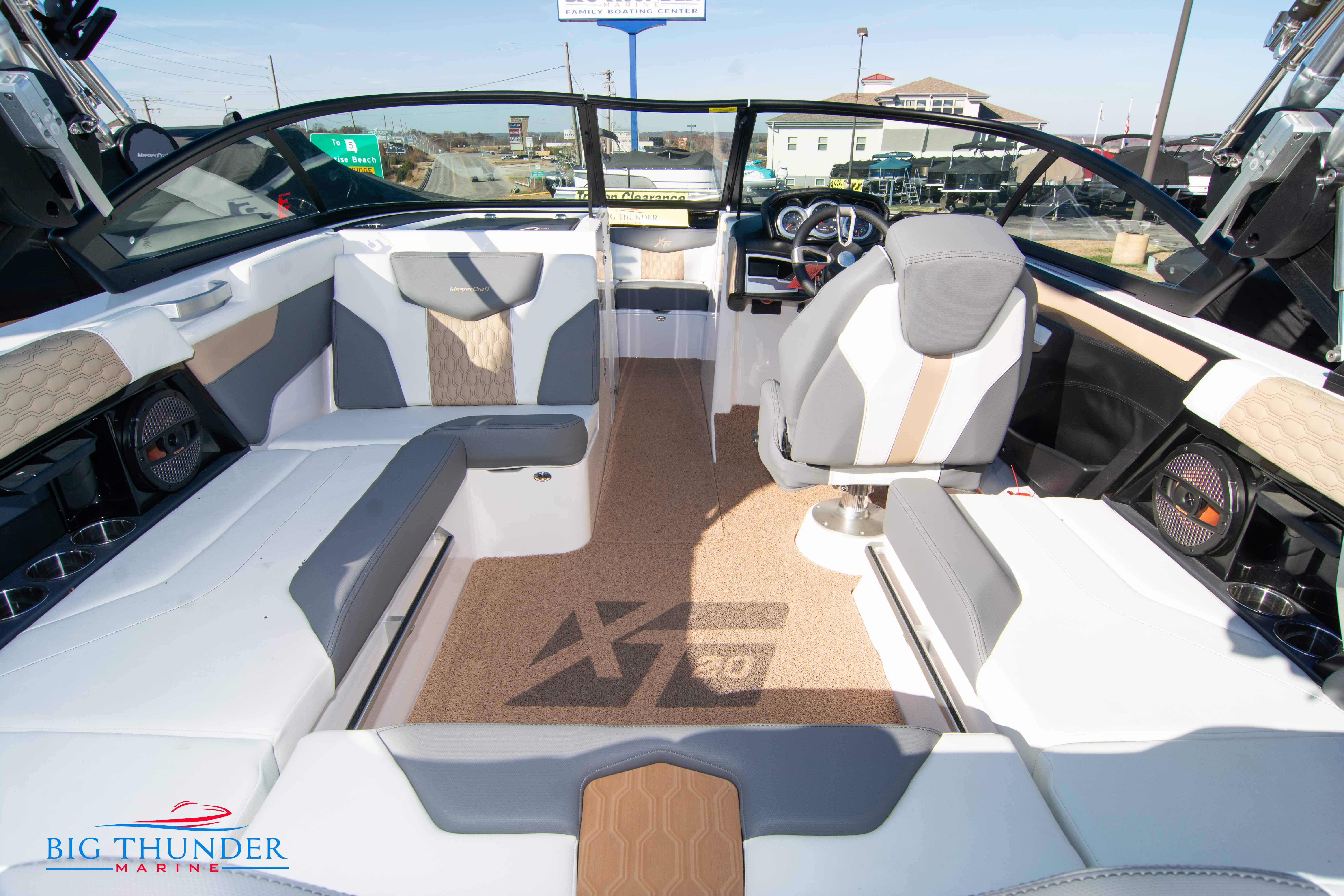 2023 Mastercraft XT20