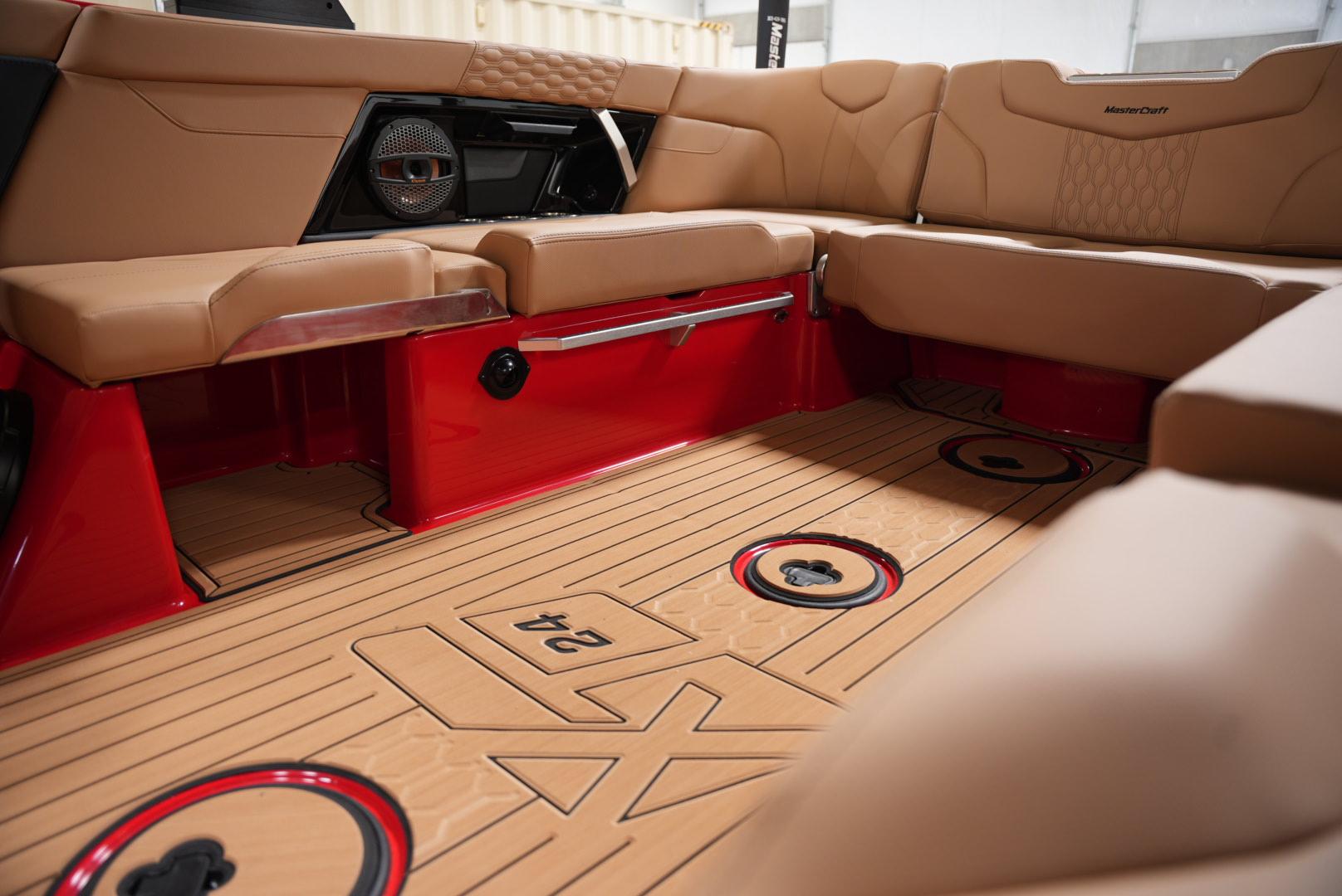 2025 MasterCraft XT24 - EXECUTIVE DEMO - COMING OCTOBER 15! Icon