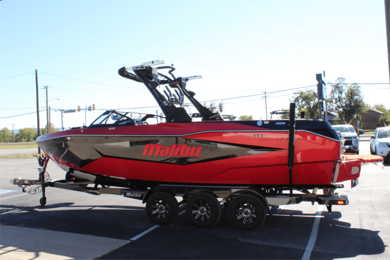 2025 Malibu 25 LSV