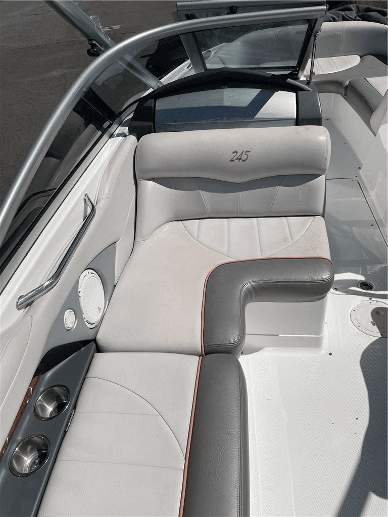 2006 Mastercraft Maristar 245/X45