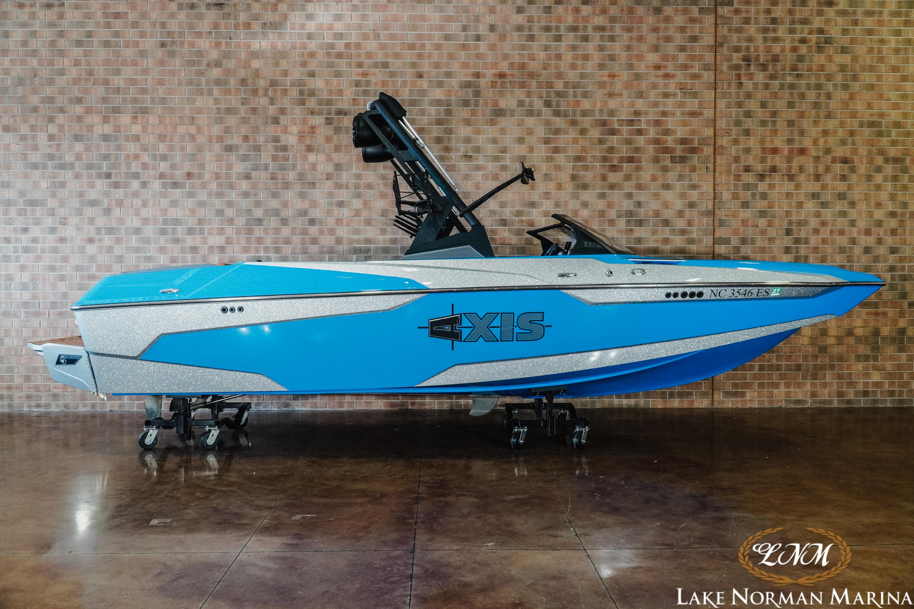 boat.Title