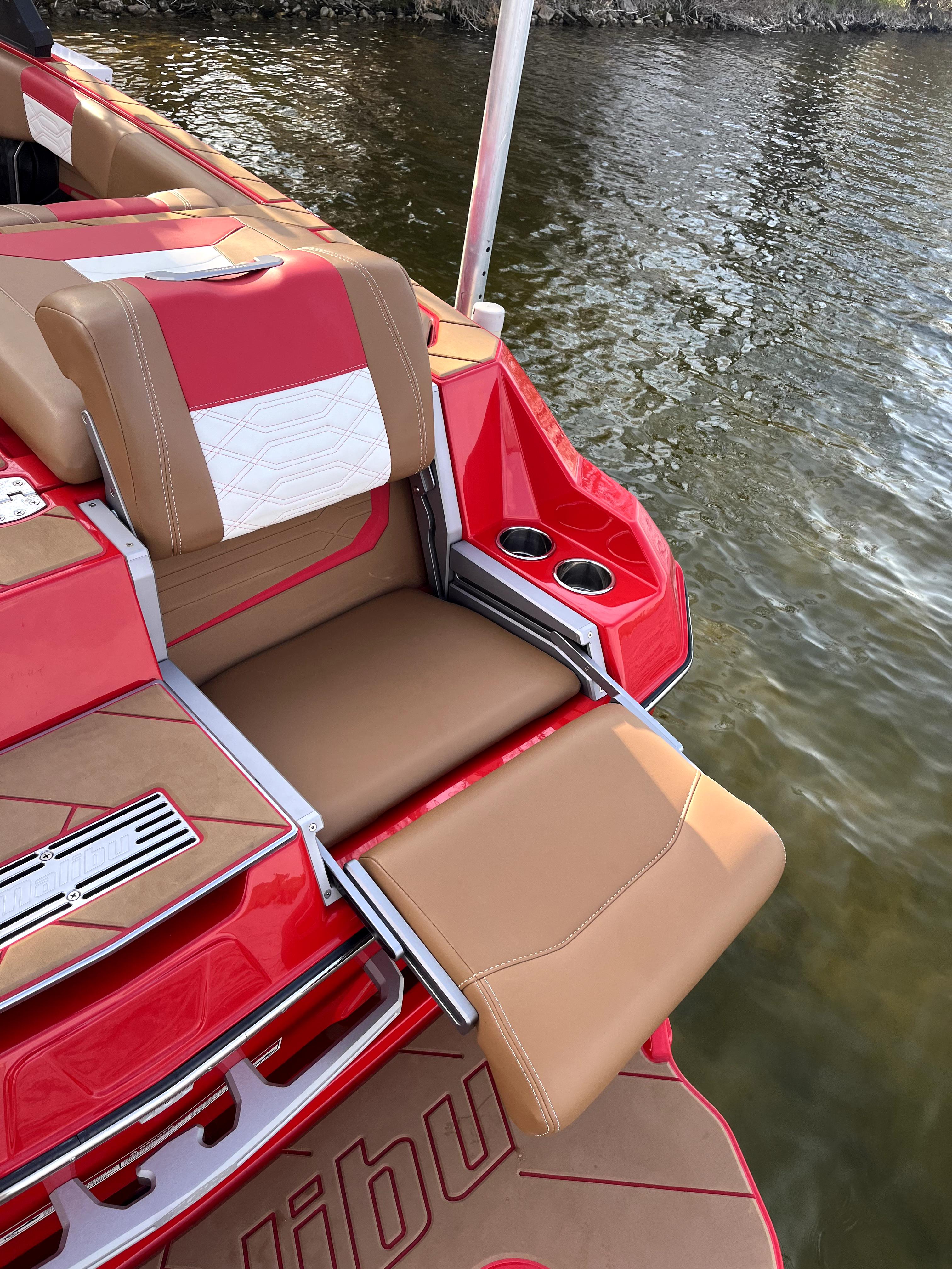 2022 Malibu 25 LSV – LT4