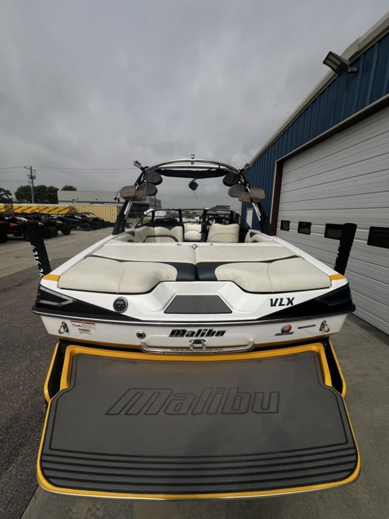 2014 Malibu Boats Wakesetter 21 VLX
