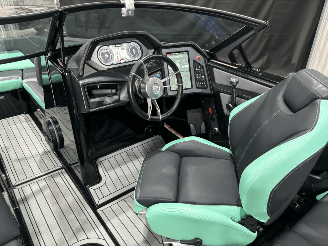 2024 MASTERCRAFT XSTAR S