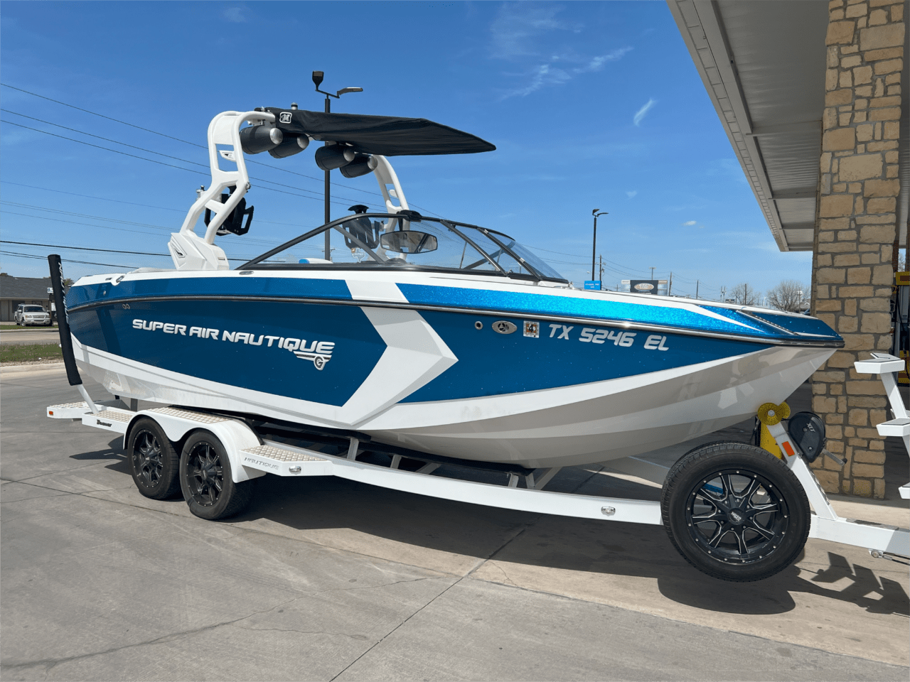 2018 Nautique G23 — Head Turner!