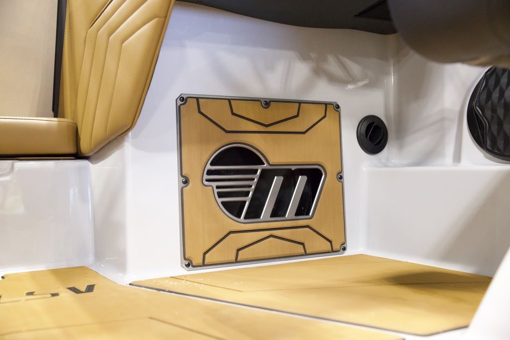 2025 Malibu Boats 25 LSV