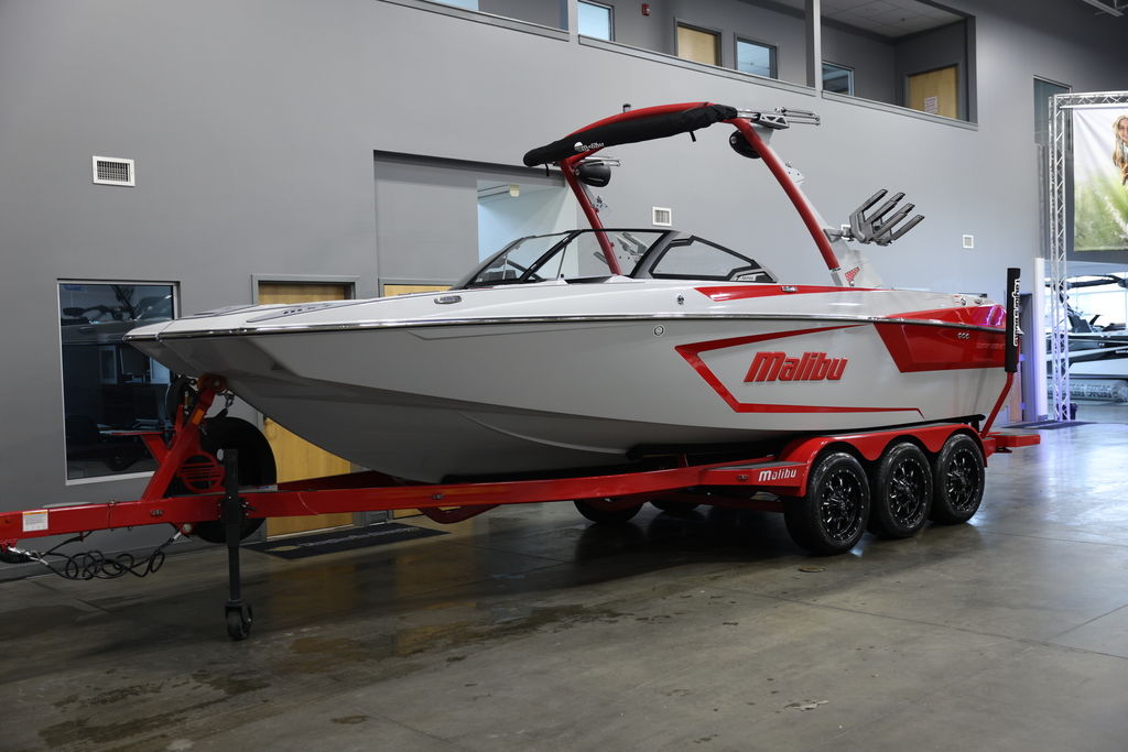 2024 Malibu Boats 24 MXZ