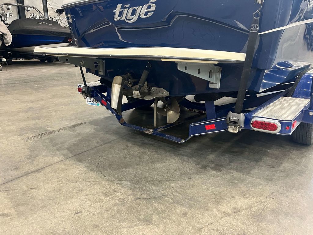 2012 Tige R20