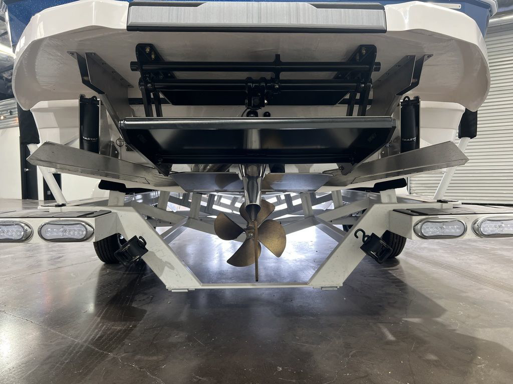 2025 SUPRA SL 450