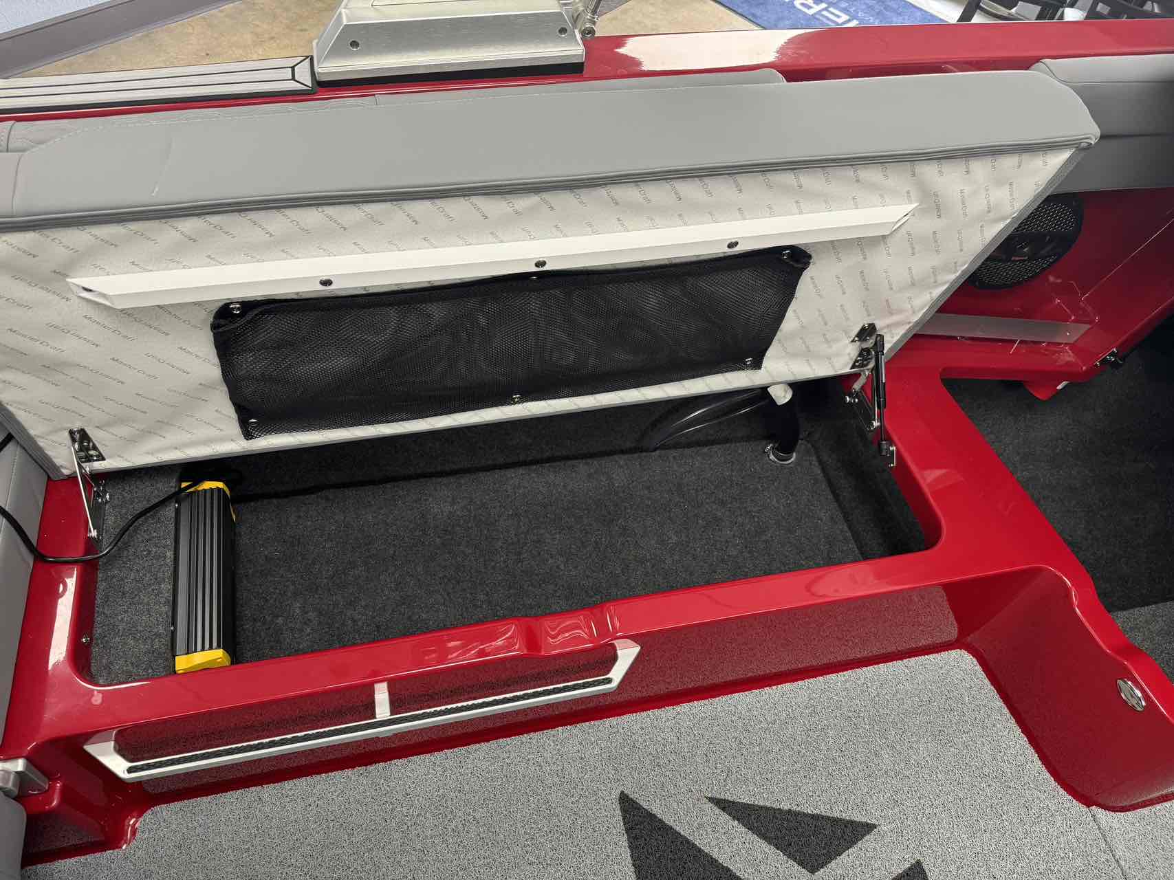 2024 Mastercraft XT23