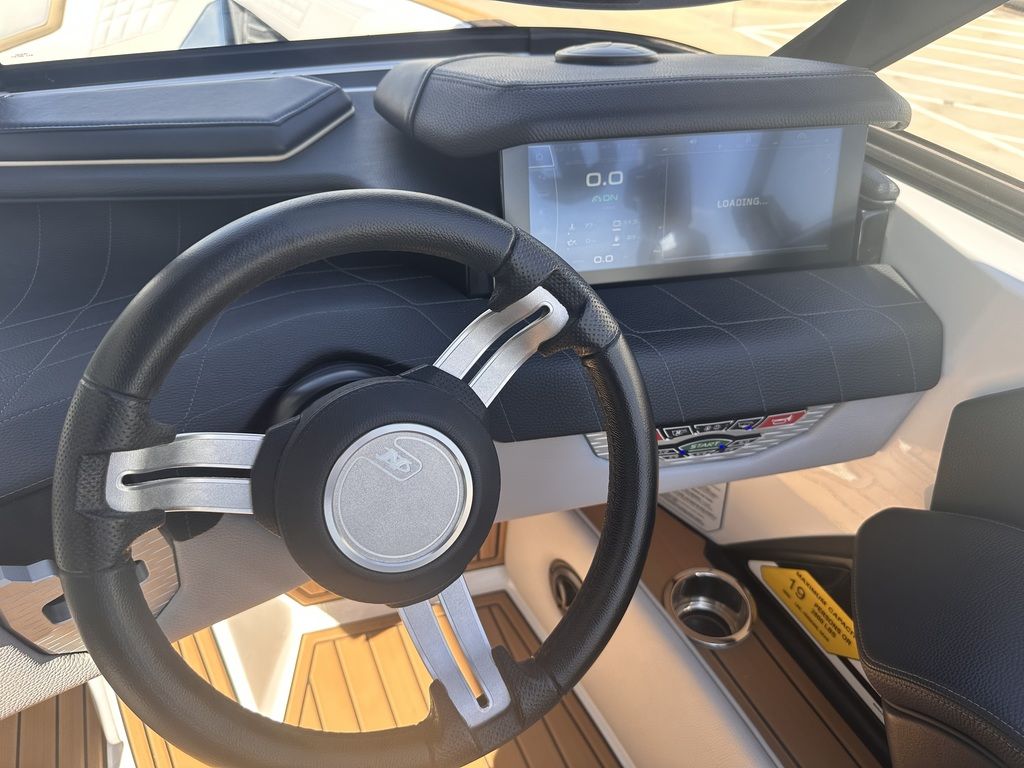 2022 Nautique G25