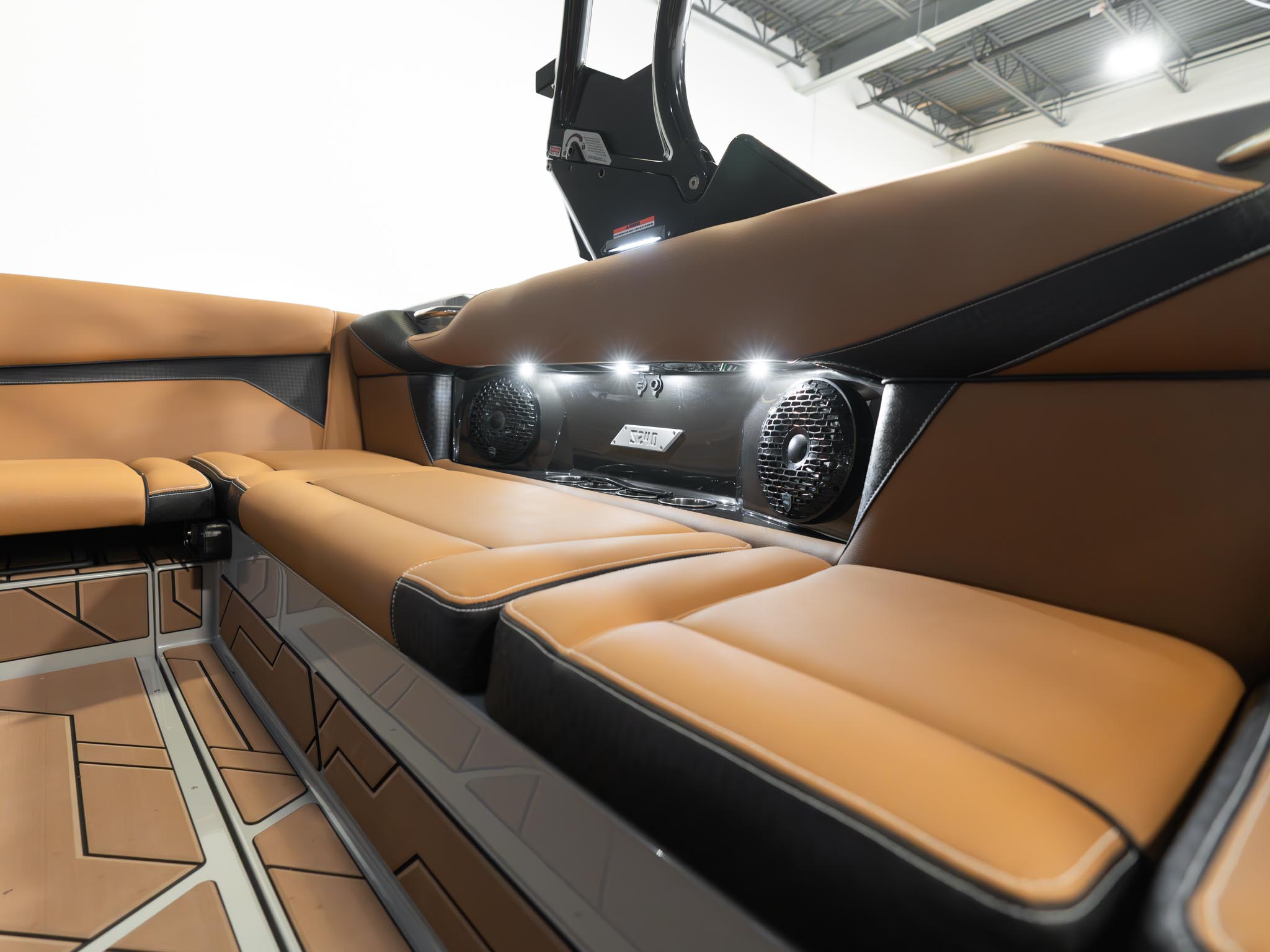 2025 Supreme S240 Stone Grey / Brown Interior