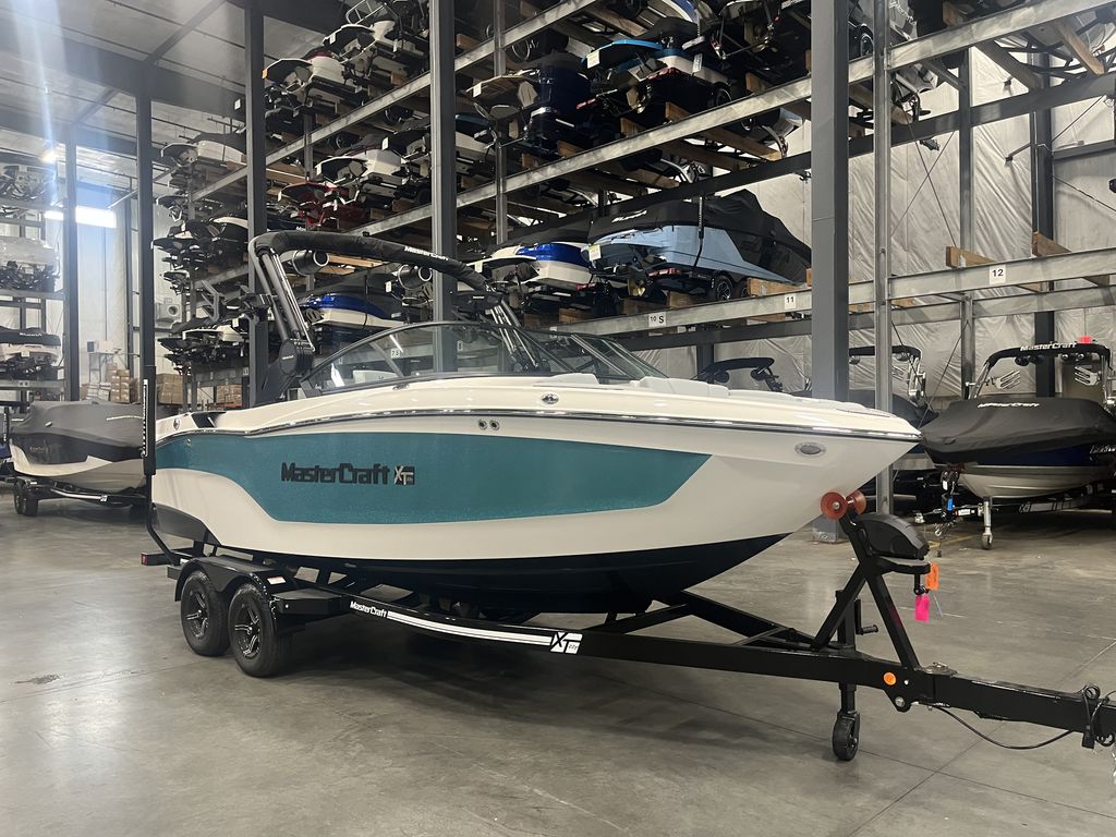 2025 MasterCraft XT22T