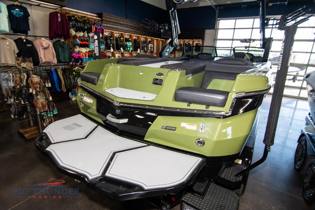 2022 Mastercraft XSTAR SURF