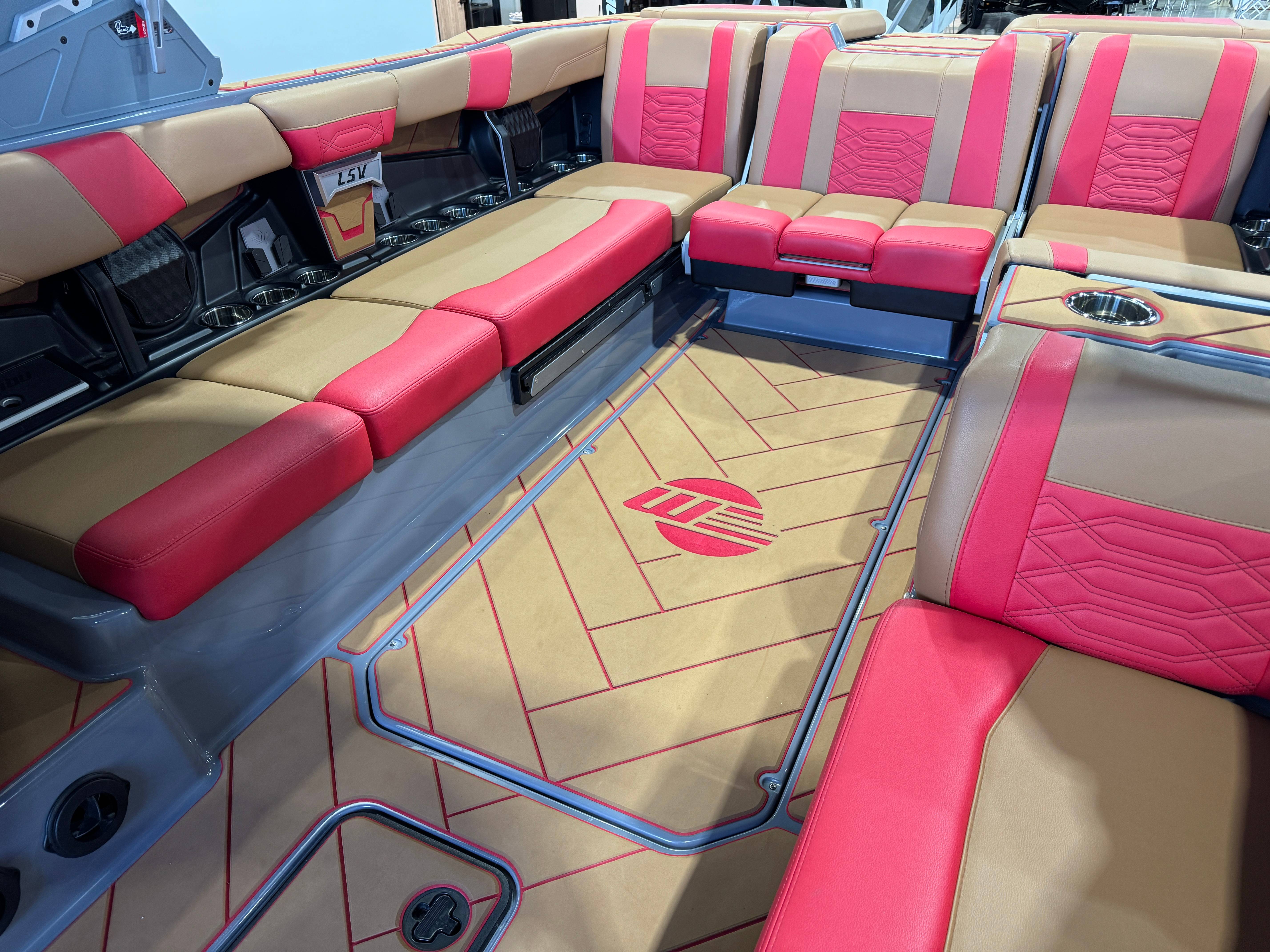 2023 Malibu Wakesetter 26 LSV