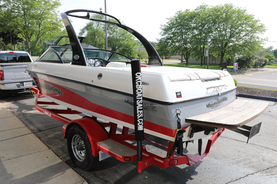 2006 Malibu 21 Vride - new Arrival!! - Only 245 Hours!