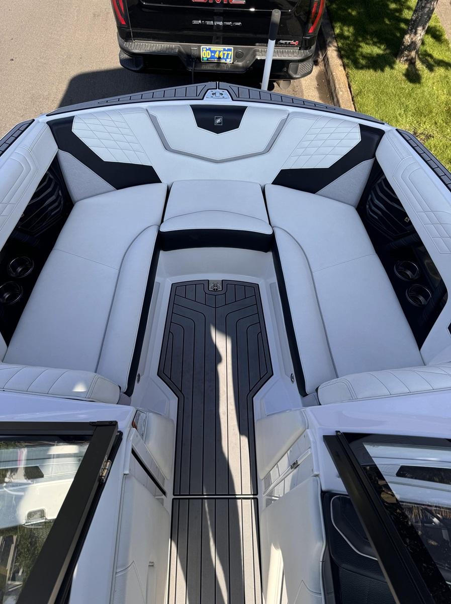 2022 Nautique G23 with all the options Icon