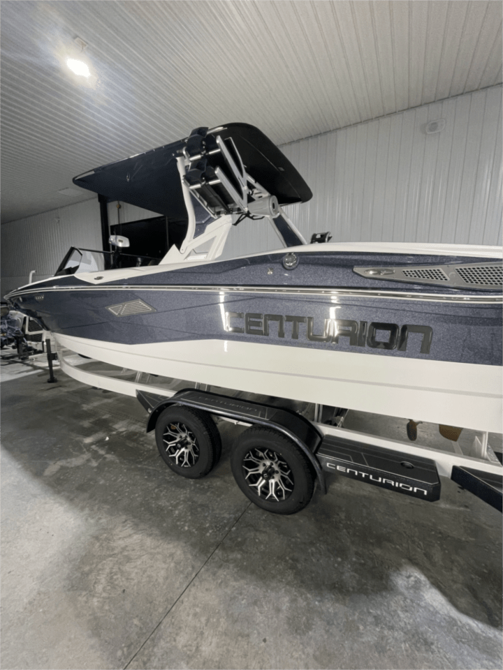 boat.Title